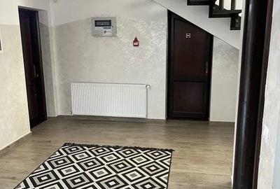 Casă cu 8 camere cu Teren 1000 Mp în Central - 12