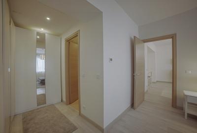 Apartament cu 2 camere semidecomandat, mobilat în Vitan