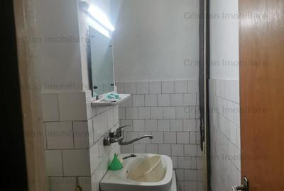 Apartament cu 4 camere decomandat în Călărași - 7