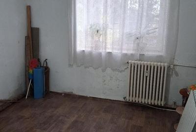 Apartament cu 2 camere semidecomandat în Traian - 3