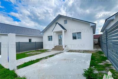 Casă cu 3 camere cu Teren 210 Mp în Lumina - 1