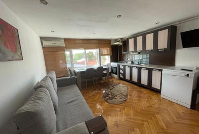 Apartament cu 2 camere semidecomandat, mobilat în 1 Mai - 1