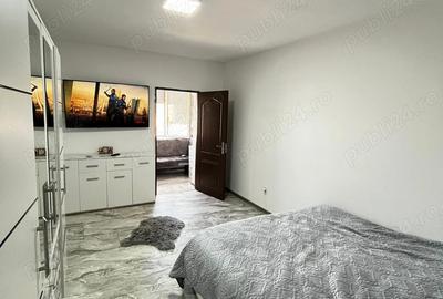 Apartament De vanzare 3 camere hol Bucatarie Baie Pivni?a Recent renovat Pre? 65000 u?or negoc - 2