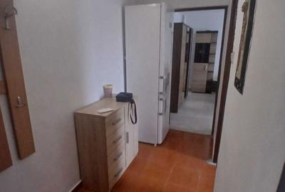 Garsonieră decomandată în Exterior Vest - 1