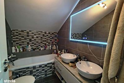 Casă cu 4 camere în Bulai - 8