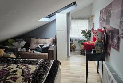 Casă cu 4 camere cu Teren 273 Mp în Gării - 11