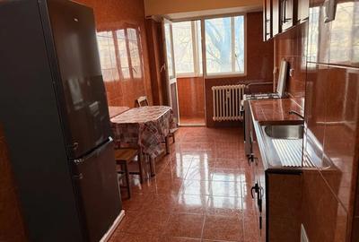 Apartament cu 3 camere semidecomandat, mobilat în Crângași - 6