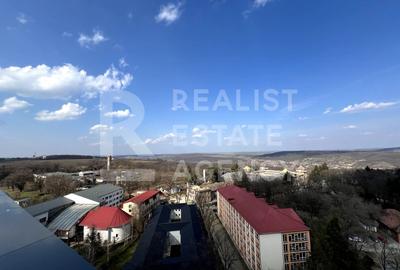 Apartament cu 5 camere în Copou - 2