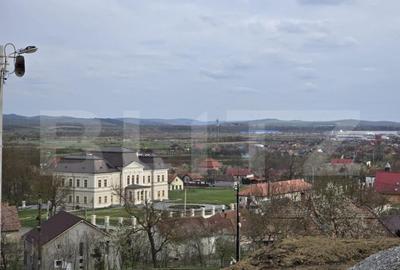Casă cu 2 camere cu Teren 1938 Mp în Central - 3