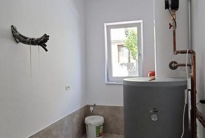 Casă individuală cu 5 camere cu Canalizare în Dumbrăvița - 10