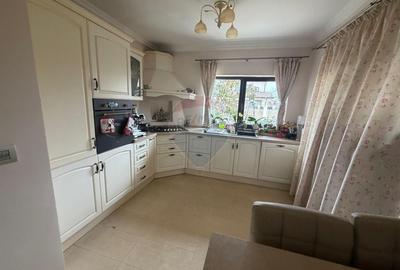 Casă cu 5 camere cu Teren 500 Mp în Mogoșoaia - 9