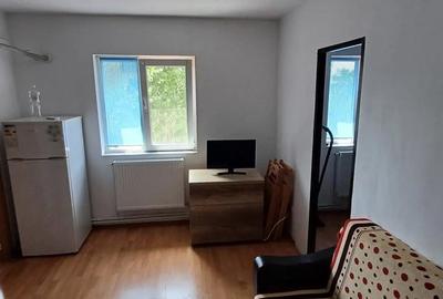 Apartament cu 3 camere semidecomandat în Tomis Nord - 3