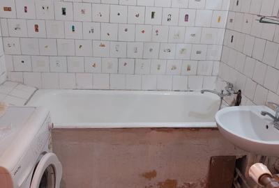 Apartament cu 2 camere decomandat în Rahova - 1