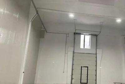 Spațiu comercial, de 359 mp, în Central - 4