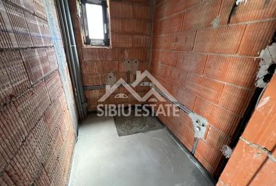 Casa individuala cu garaj , Calea Cisnadiei, zona Lidl - 3