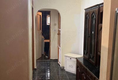 Inchiriez apartament 3 camere Rogerius - 2