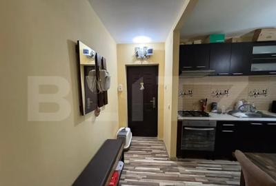 Apartament cu 2 camere decomandat în Calea București - 1