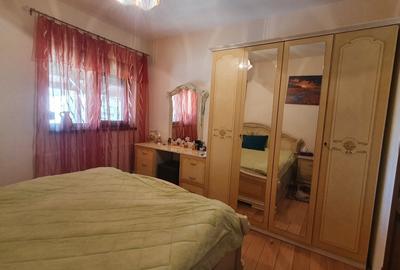 Vila generoasa in zona foarte linistita Vila generoasa in zona foarte linistita - 6