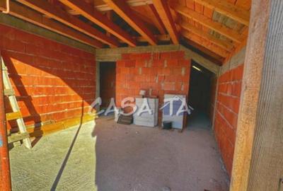 Casa situata in Lele?ti P+M (La Rosu) - 4