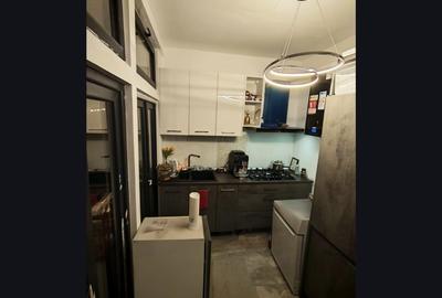 Apartament cu 4 camere semidecomandat în Moșilor - 2