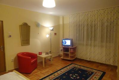 Garsonieră decomandată, mobilată în Dorobanți - 2