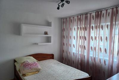 Apartament cu 3 Camere Decomandate Zona Obcini - 3