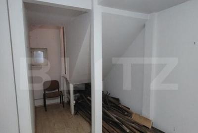 Casa deosebita cu 3 camere si spatiu comercial in Sangeorgiu - 1