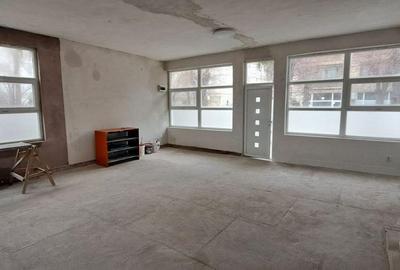 Spațiu comercial, de 80 mp, în Sud - 4