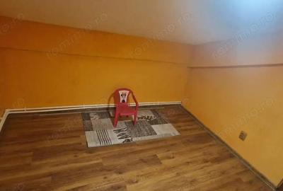 Apartament cu 3 camere decomandat în Central - 2