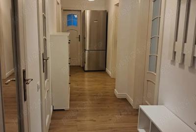 Apartament cu 4 camere decomandat în Nicolina - 9