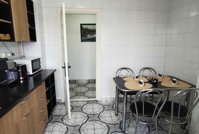 Apartament cu 3 camere decomandat, mobilat în Calea București - 2