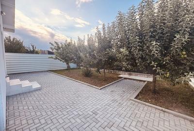 Casă cu 3 camere în Golești - 5