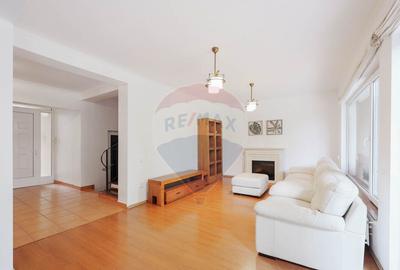 De Vanzare Casa cu 4 camere, Str. Arinului, Zona Dealur... - 16