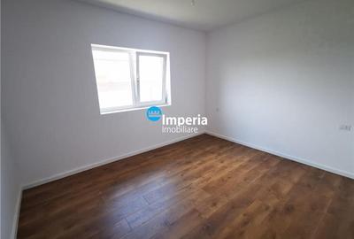 Casă individuală cu 4 camere cu Canalizare în Aroneanu - 11