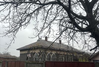 Casă cu 4 camere în Rotunda - 5