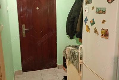 Garsonieră decomandată în Central - 7