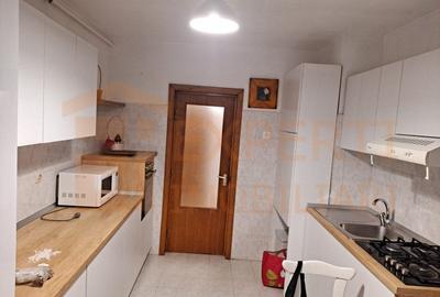 Apartament 3 camere situat in zona STADION - 3