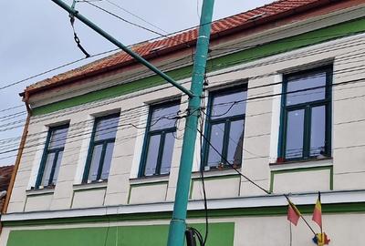 Casa cu curte comuna și intrare separată - 2