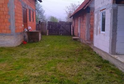 Casă cu 4 camere în Secaș - 1