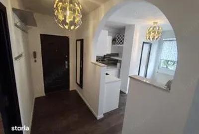 Apt. 3-4 cam, 84 mp, la hochparter, recent renovat, in Tudor Diamant de la proprietar. - 2