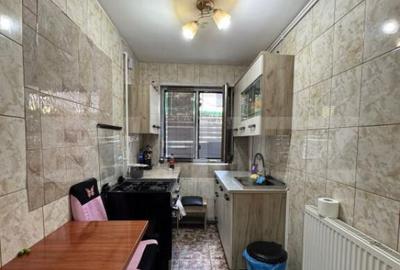 Casa spatioasa cu 4 camere, 103 mp, curte 70 mp, zona 13 Sep - 5