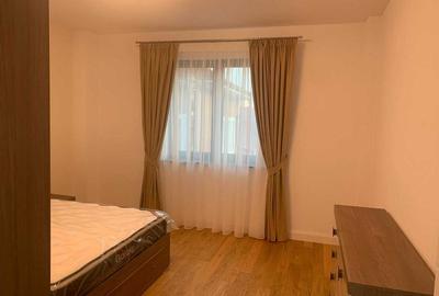 Apartament cu 3 camere în Central - 1