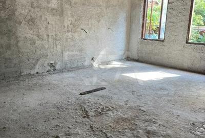 Casa + Curte 1 Mai - 6