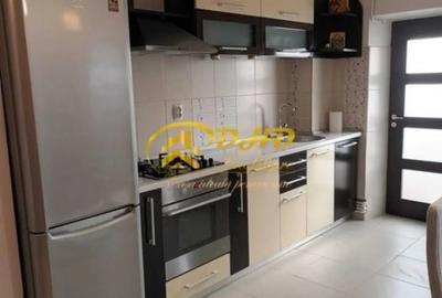 Apartament cu 3 camere semidecomandat în Cug - 4