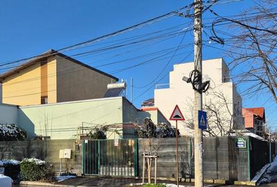 Casa cu 3 camere de vanzare in zona Bucure?tii Noi, Sector 1 - 6