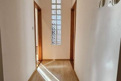 Str Lunga apartament pretabil birou/cabinet , parter stradal - 8