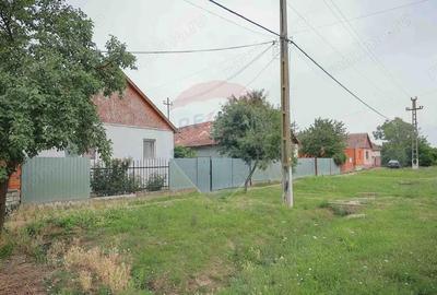 De vanzare casa cu 3 camere ?i teren 3205 mp in Sannicolau Roman - 5