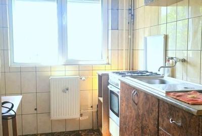 Apartament cu 3 camere semidecomandat, mobilat în Țiglina 1 - 11