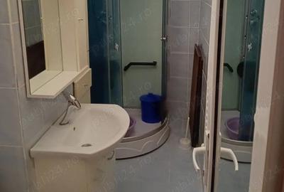 Garsonieră decomandată în Central - 7