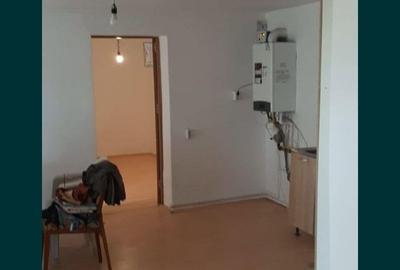 Casă cu 6 camere în Țânțăreni - 6